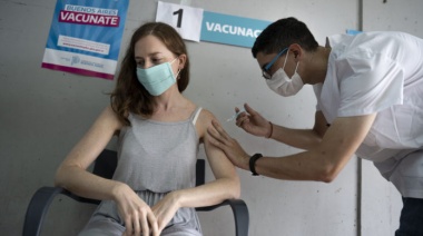 Convocan a voluntarios para recibir vacuna de refuerzo contra el coronavirus y participar de estudio