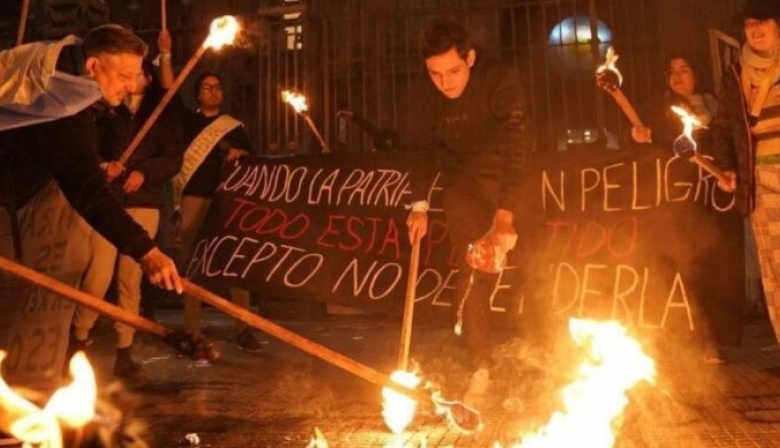 Ataque a Cristina Fernández: por ahora no será investigada la agrupación Revolución Federal