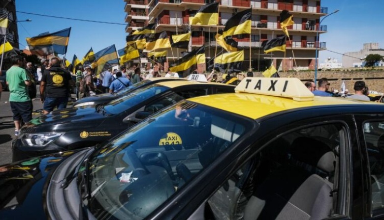 Mar del Plata vuelve a quedarse sin taxis y remises: realizan nueva movilización y corte en ruta 2